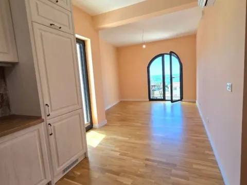 Sale, two bedroom apartment, 53m², Bečići, Budva - image 6