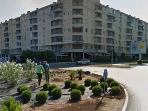 Prodaja, dvosoban stan, 82m², Stari Aerodrom, Podgorica