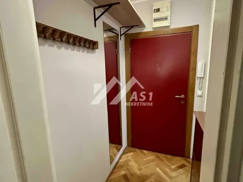 Izdavanje, stan, 29m², Bulevar Oslobodjenja, Novi Sad Sve Podlokacije - image 9