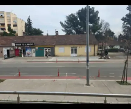 Izdavanje, poslovni prostor, 50m², Pobrežje, Podgorica - image 2