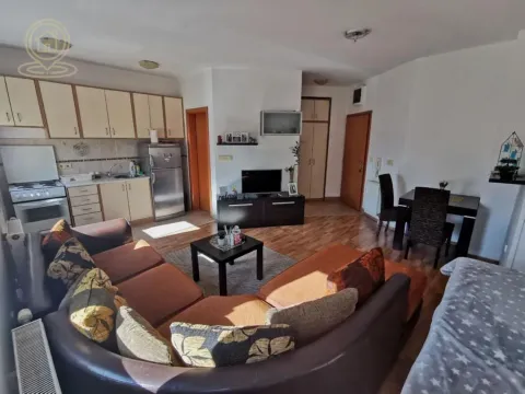 Izdavanje, jednosoban stan, 40m², Bulevar Oslobodjenja, Novi Sad Sve Podlokacije - image 2