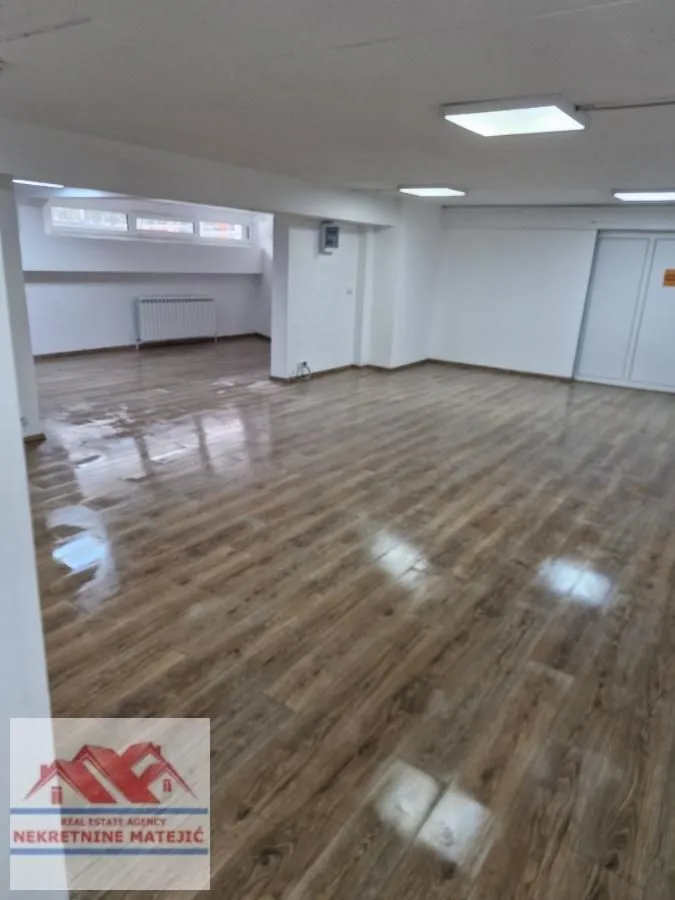 Rent, office space, 310m², Centar, Kragujevac