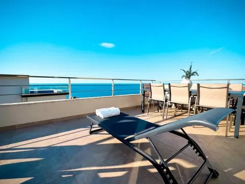 Rent, house, 200m², Dobre Vode, Bar - image 2