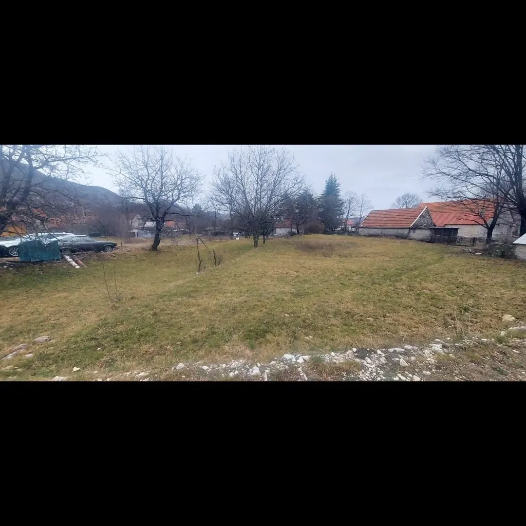 Prodaja, plac, 932m², Bajice, Cetinje