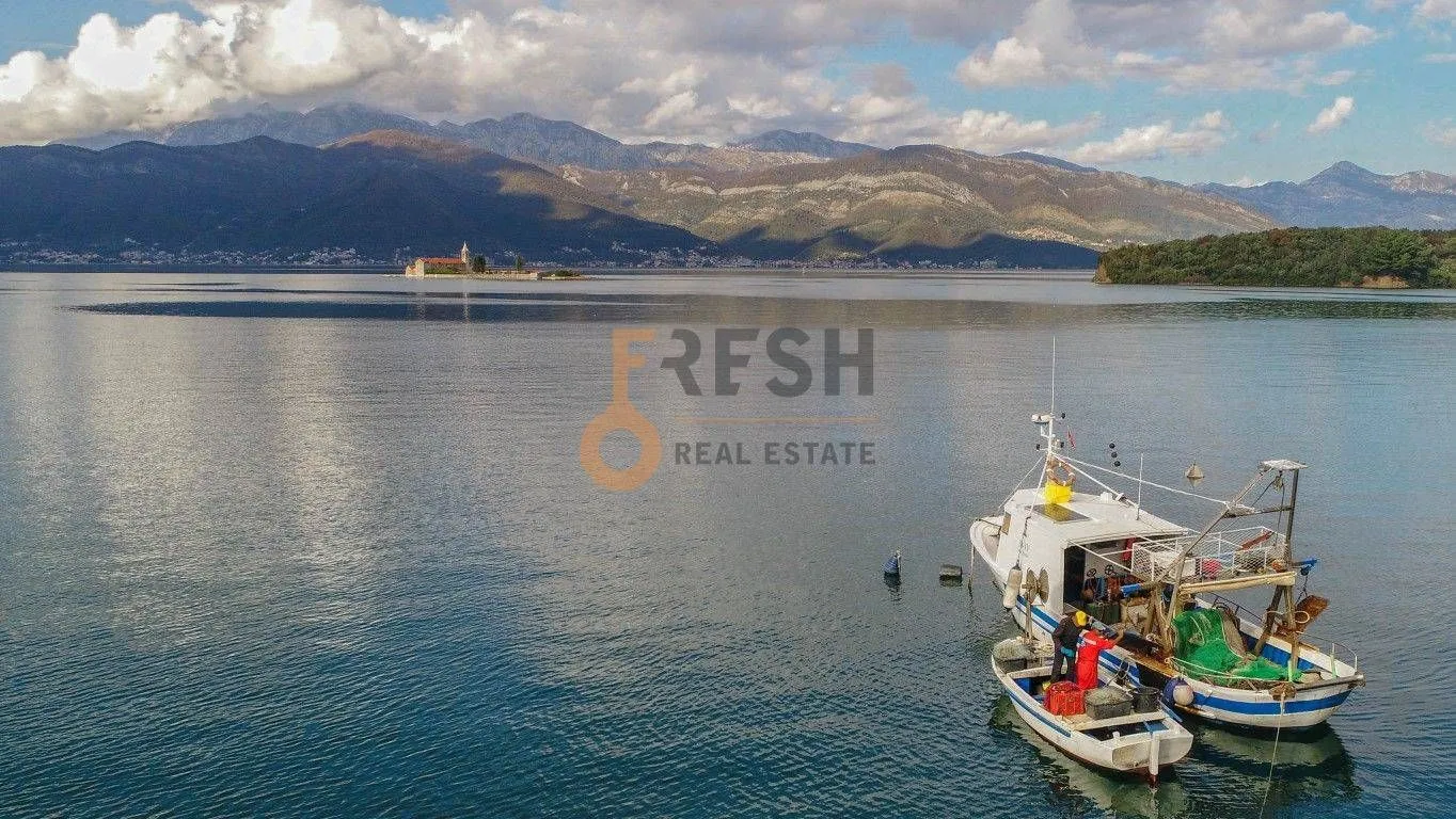 Prodaja, kuća, 1753m², Tivat, Crna Gora