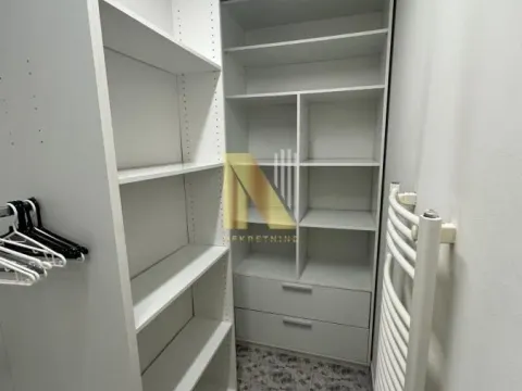 Izdavanje, kuća, 250m², Lipov gaj, Novi Sad Sve Podlokacije - image 20