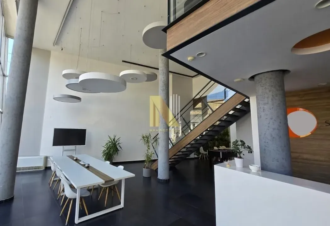 Izdavanje, poslovni prostor, 275m², Telep, Novi Sad Sve Podlokacije