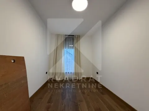 Sale, house, 225m², Gornja Gorica, Podgorica - image 19