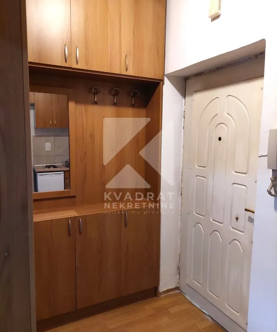 Rent, studio apartment, 30m², Centar, Podgorica
