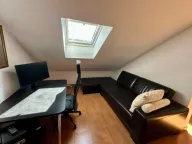 Izdavanje, dvosoban stan, 82m², Centar, Tivat - image 12