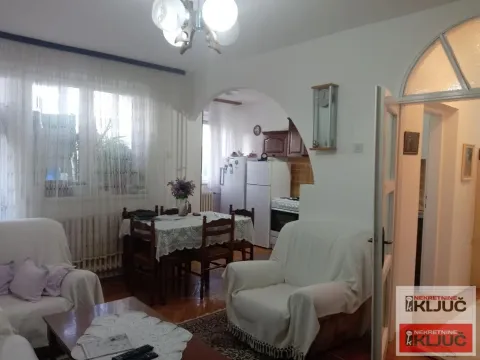 Prodaja, dvosoban stan, 52m², Rotkvarija, Novi Sad Sve Podlokacije - image 2