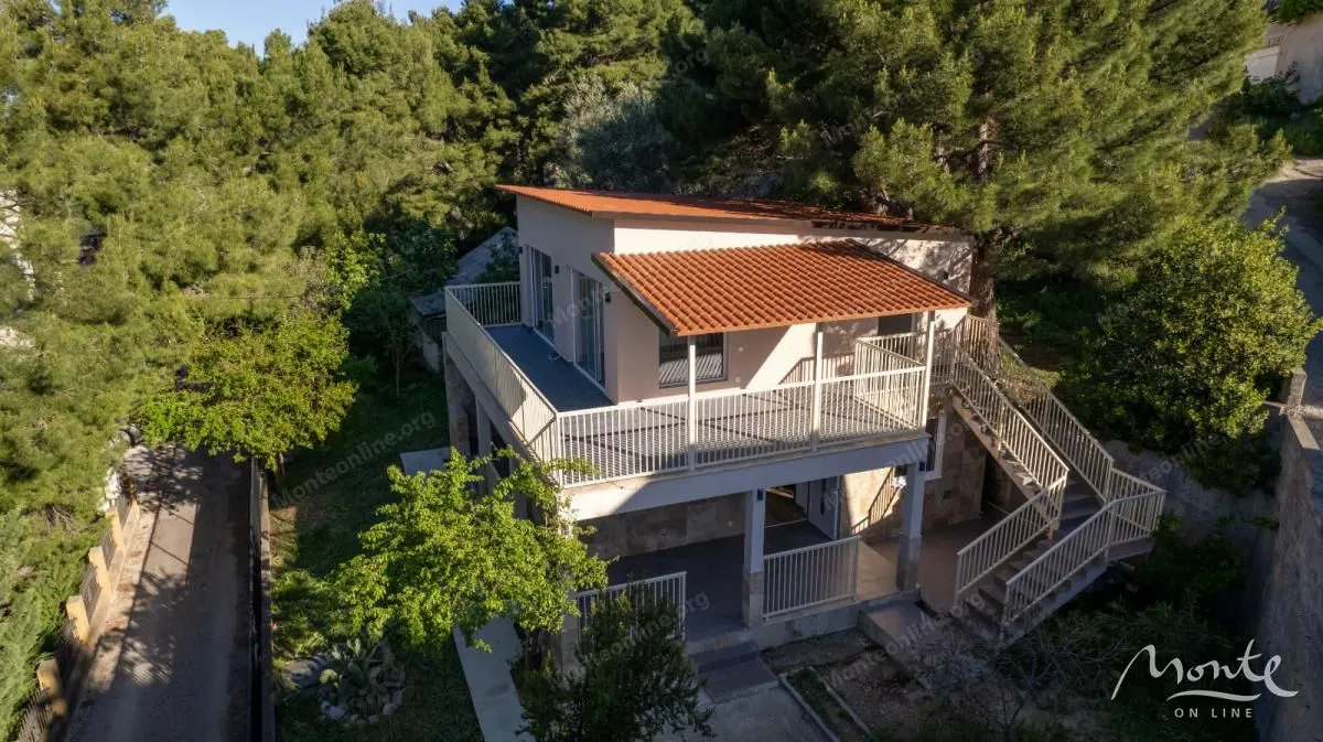 Sale, house, 134m², Bar, Crna Gora
