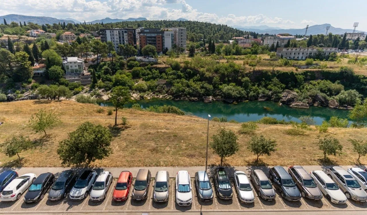 Prodaja, dvosoban stan, 82m², Momišići, Podgorica