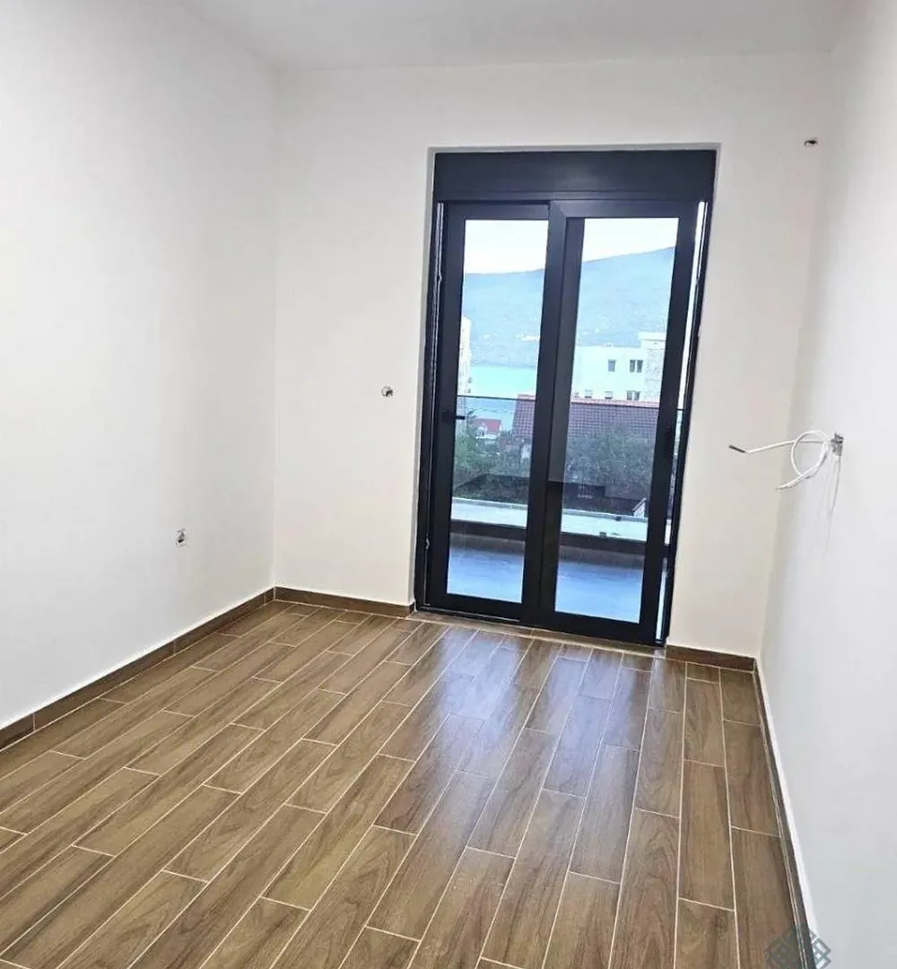 Prodaja, jednosoban stan, 50m², Đenovići, Herceg Novi