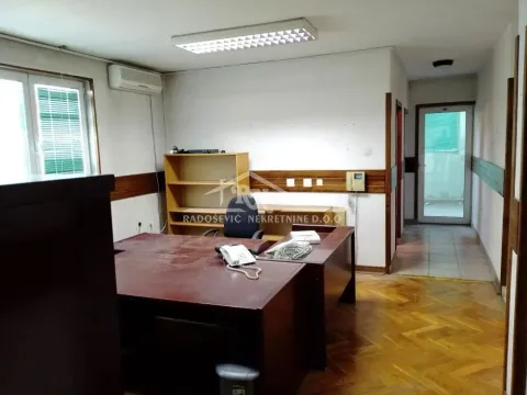Rent, office space, 1019m², Šimanovci, Pećinci - image 5