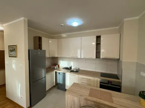 Rent, two bedroom apartment, 65m², City Kvart, Podgorica - image 5