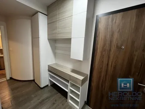 Rent, one bedroom apartment, 54m², Vašarište, Jagodina - image 13
