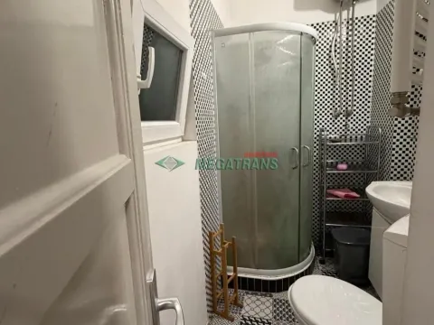 Izdavanje, stan, 20m², Kalenić Pijaca, Vračar Sve Podlokacije - image 5