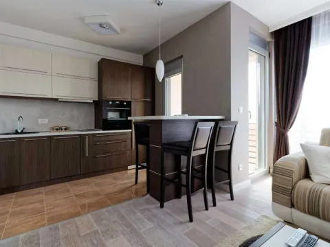 Sale, three bedroom apartment, 140m², Donja Lastva, Tivat - image 9