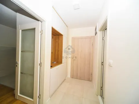 Izdavanje, jednosoban stan, 49m², Central Point, Podgorica - image 7