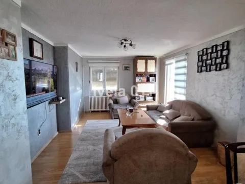 Sale, three bedroom apartment, 75m², Novi Beograd Blok 62, Novi Beograd Sve Podlokacije - image 3