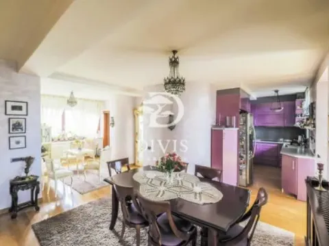 Sale, apartment, 250m², Cvetni Trg, Vračar Sve Podlokacije - image 20