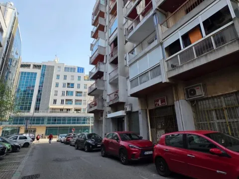 Prodaja, jednosoban stan, 44m², Centar, Podgorica - image 16