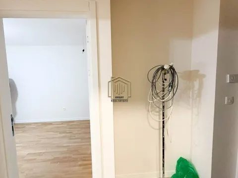 Sale, one bedroom apartment, 40m², Pobrežje, Podgorica - image 7