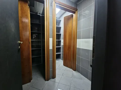 Sale, office space, 500m², Podgorica, Crna Gora - image 16