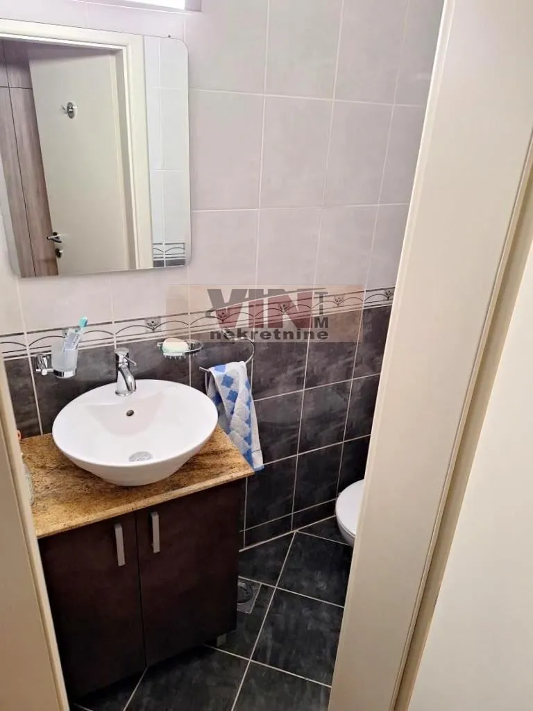 Sale, four bedroom apartment, 100m², Zvezdara Sve Podlokacije, Beograd