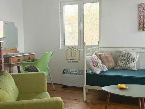 Izdavanje, jednosoban stan, 40m², Stari Aerodrom, Podgorica - image 3