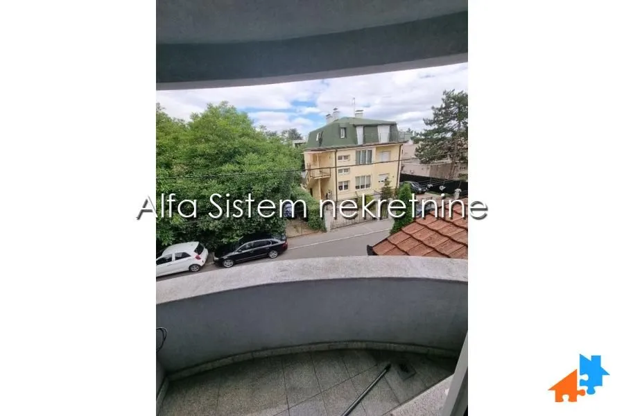 Rent, four bedroom apartment, 120m², Savski Venac, Beograd
