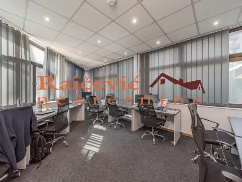 Sale, office space, 315m², Banovo Brdo, Beograd - image 9