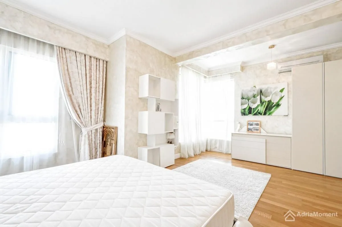 Prodaja, dvosoban stan, 115m², Bečići, Budva