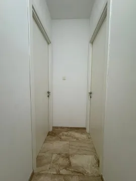 Rent, two bedroom apartment, 85m², Budva, Crna Gora - image 11