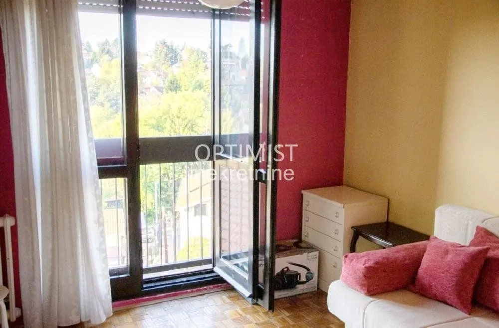 Prodaja, dvosoban stan, 57m², Petlovo Brdo, Beograd