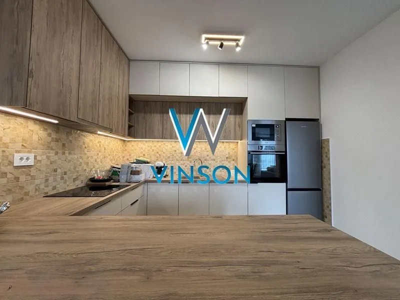 Izdavanje, dvosoban stan, 120m², Petrovaradin, Novi Sad