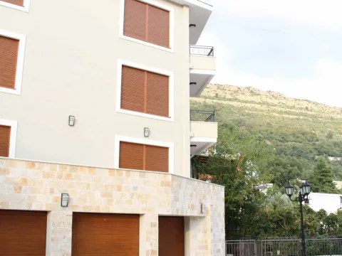 Sale, apartment, 76m², Petrovac, Budva - image 3