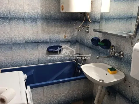 Prodaja, dvosoban stan, 68m², Petlovo Brdo, Beograd - image 10