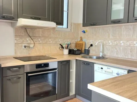 Sale, house, 200m², Šušanj, Bar - image 4