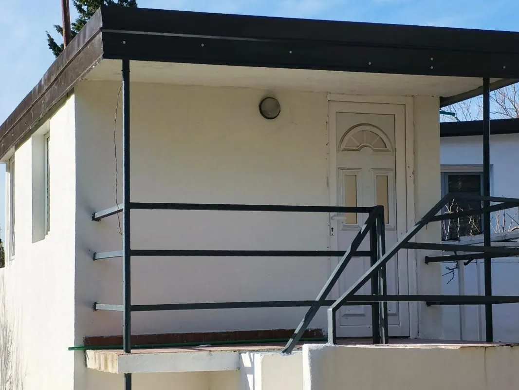 Izdavanje, kuća, 32m², Šušanj, Bar