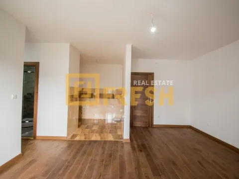 Rent, office space, 56m², City Kvart, Podgorica - image 10