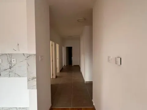 Prodaja, četvorosoban stan, 74m², Bulevar Evrope, Novi Sad Sve Podlokacije - image 9