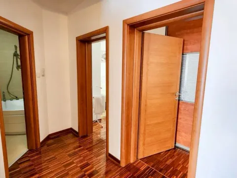 Sale, two bedroom apartment, 105m², Stoliv, Kotor - image 10