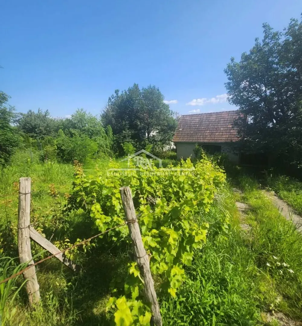 Prodaja, plac, 1294m², Maradik, Inđija