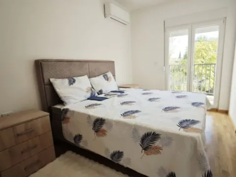 Izdavanje, dvosoban stan, 68m², Stara Varoš, Podgorica - image 7