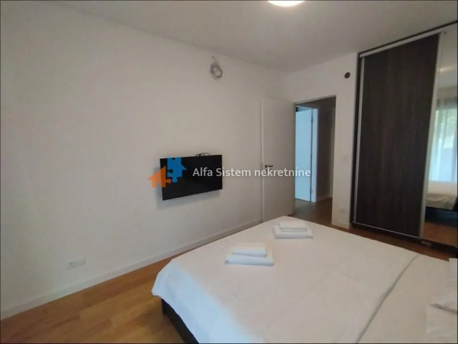 Izdavanje, trosoban stan, 88m², Trošarina, Voždovac Sve Podlokacije