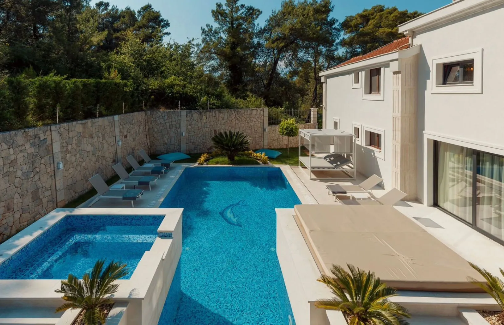 Rent, house, 400m², Dumidran, Tivat