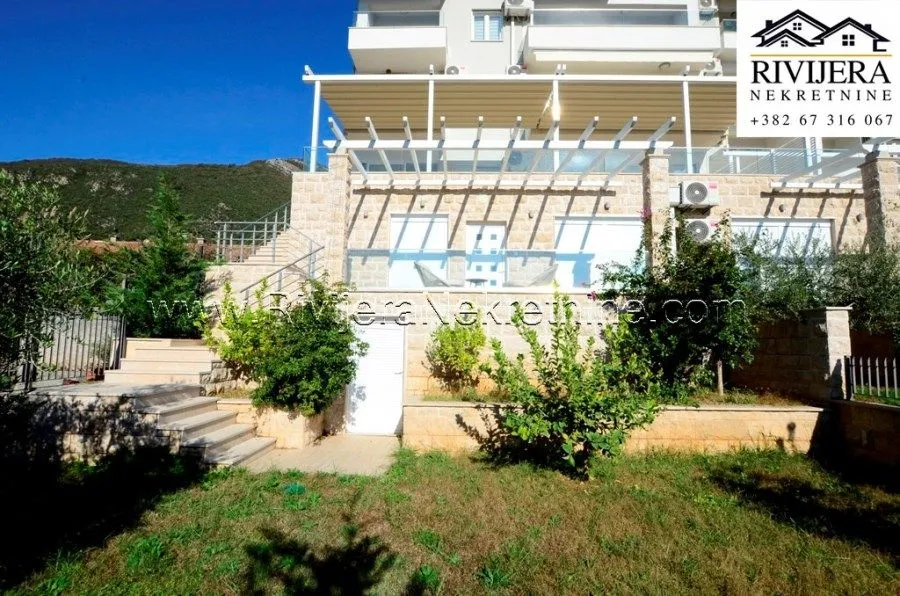 Prodaja, dvosoban stan, 157m², Đenovići, Herceg Novi