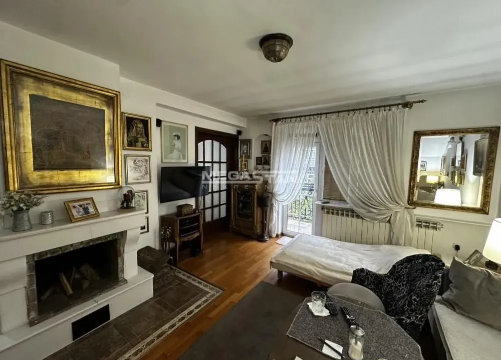 Prodaja, stan, 109m², Stari Grad, Beograd